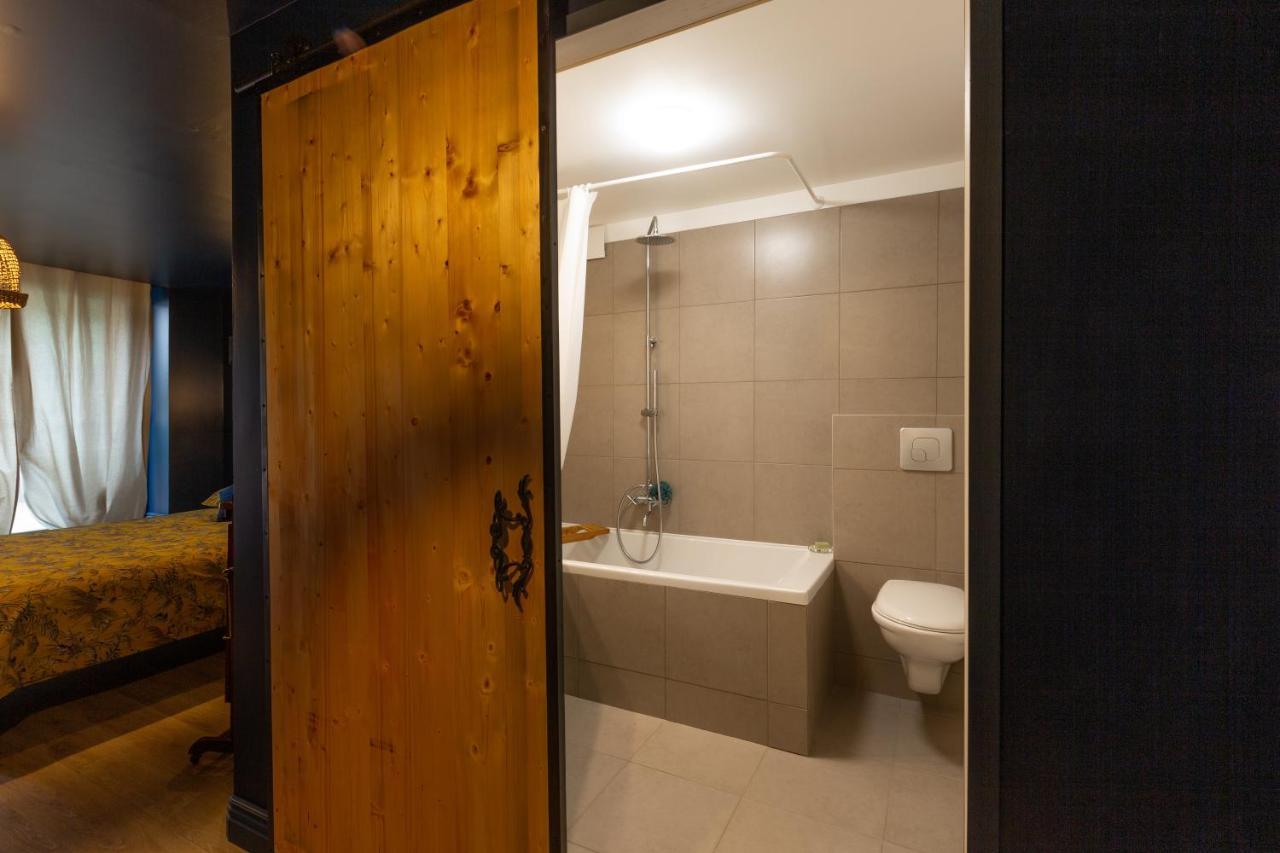 Bed and Breakfast Les Dames-Jeannes Chavot-Courcourt Экстерьер фото