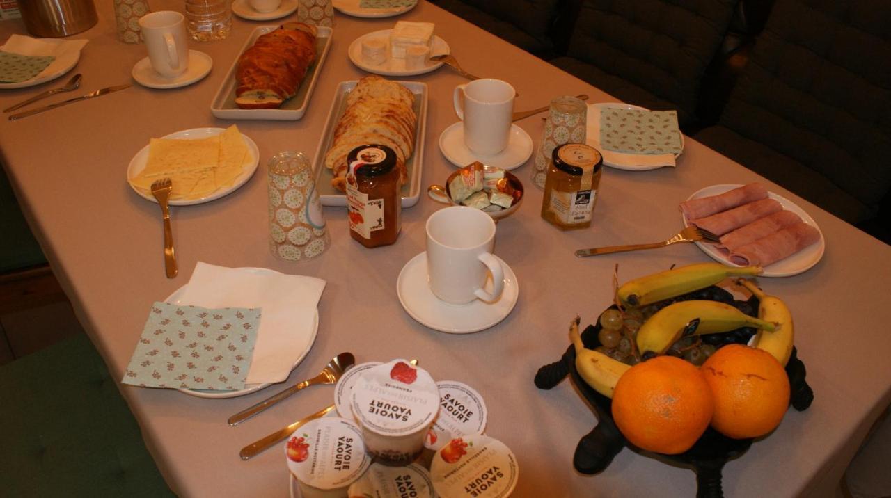 Bed and Breakfast Les Dames-Jeannes Chavot-Courcourt Экстерьер фото